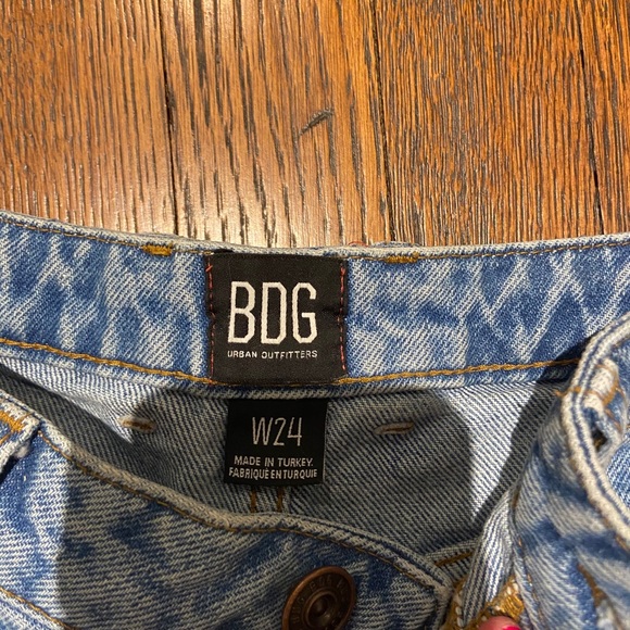 BDG High waisted mom shorts - Picture 4 of 5